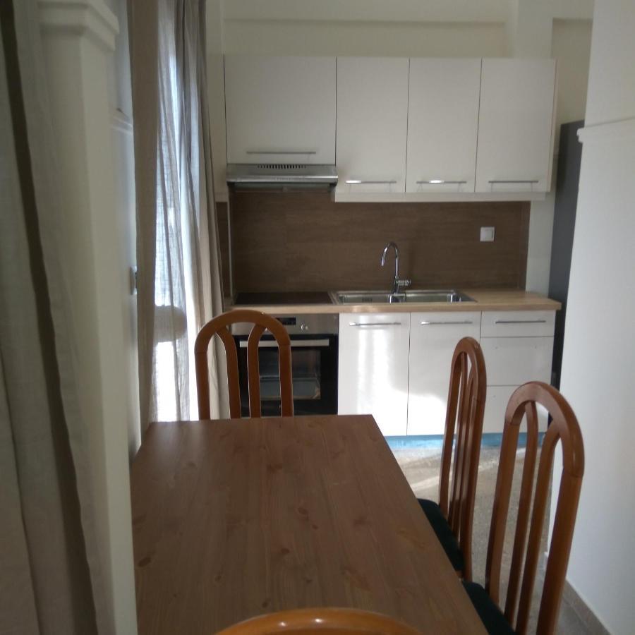 Nafpaktos Beach Luxury Suites Extérieur photo