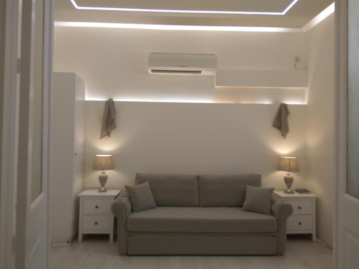 Nafpaktos Beach Luxury Suites Extérieur photo